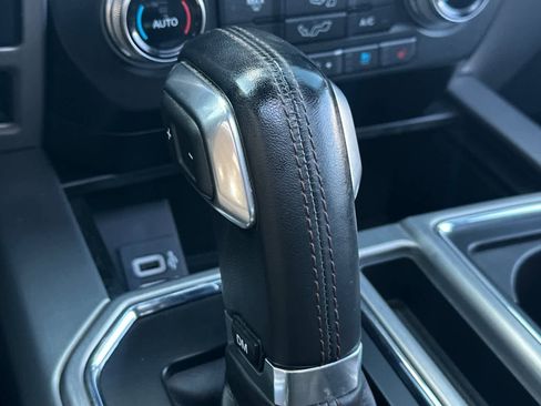 Used 2019 Ford F150 Platinum w/ Equipment Group 701A Luxury image 26