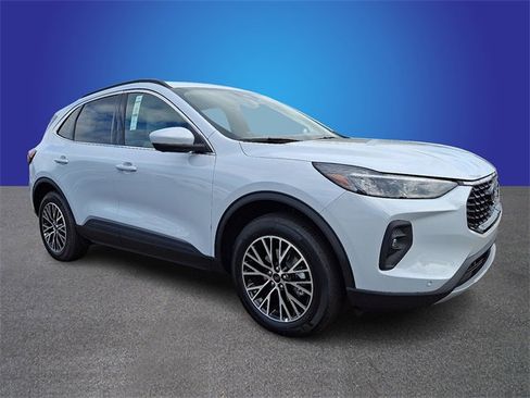 New 2025 Ford Escape Base w/ PHEV Premium Package image 2