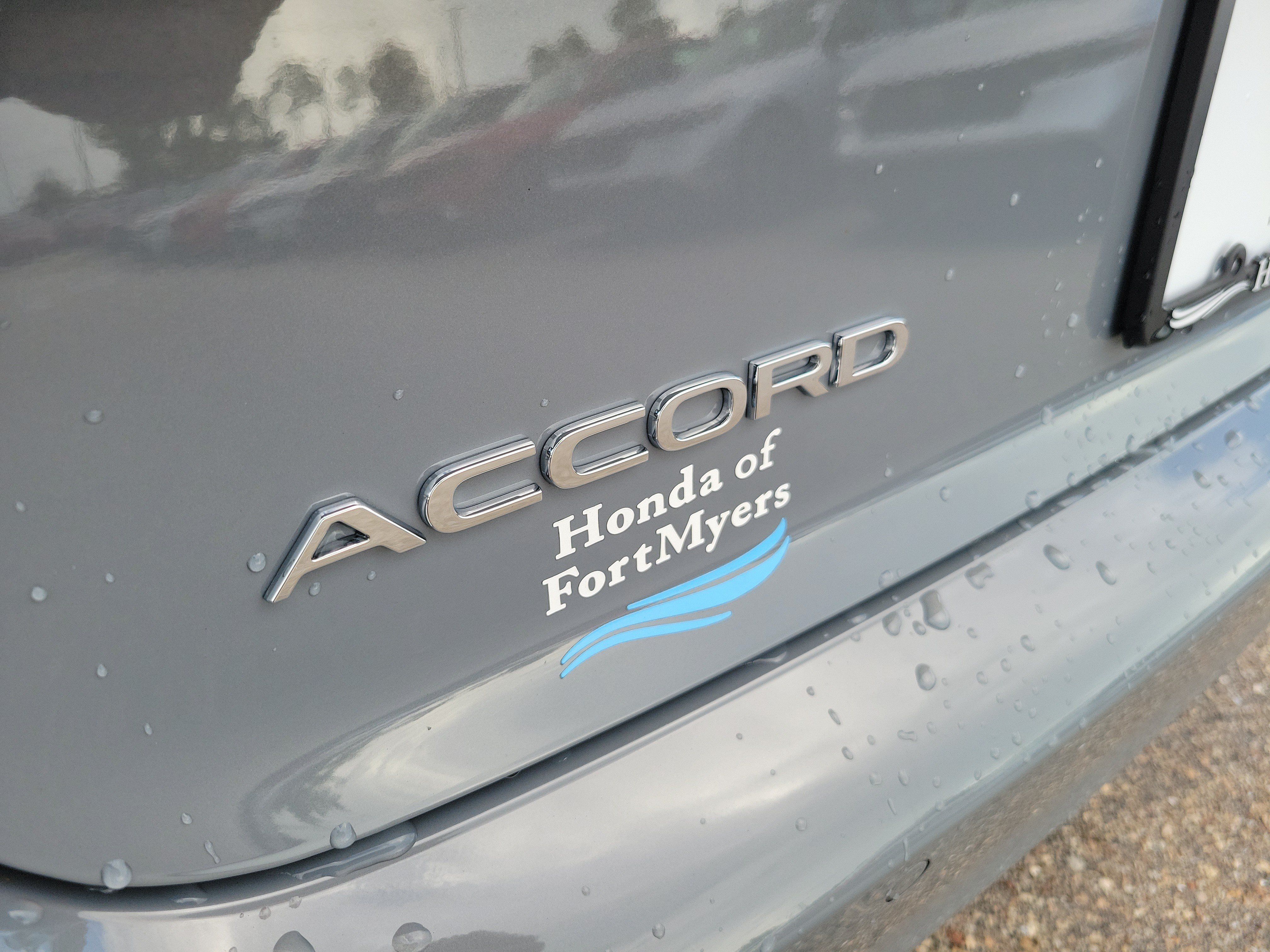 Certified 2025 Honda Accord Touring image 11