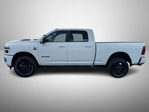 New 2026 RAM 2500 Laramie AWD/4WD image 6