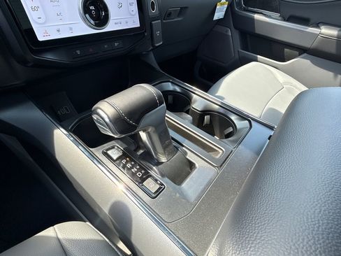 New 2025 Ford F150 Lightning Flash AWD/4WD image 32