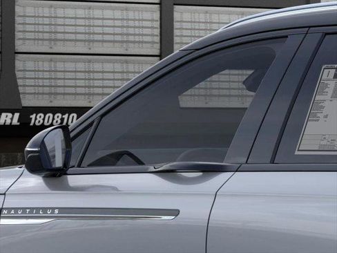 New 2026 Lincoln Nautilus Reserve image 20