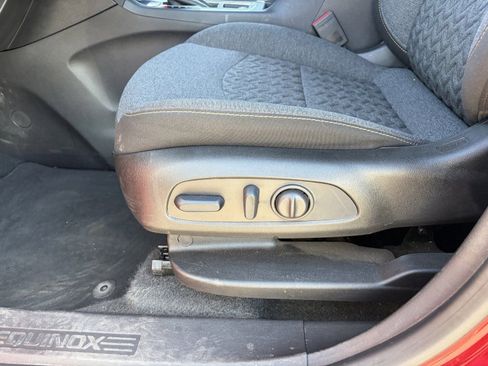 Certified 2024 Chevrolet Equinox LT w/ LPO, Cargo Package FWD image 22