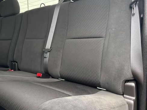 Used 2008 GMC Sierra 1500 SLE w/ Z71 Off-Road Package image 31