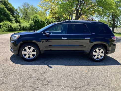 Used 2017 GMC Acadia Limited SLT AWD/4WD image 2