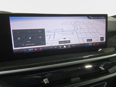 Certified 2024 BMW X5 xDrive40i w/ Executive Package image 18