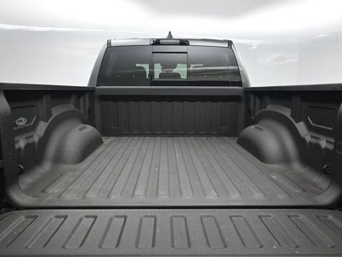 Used 2021 RAM 1500 Big Horn RWD image 18