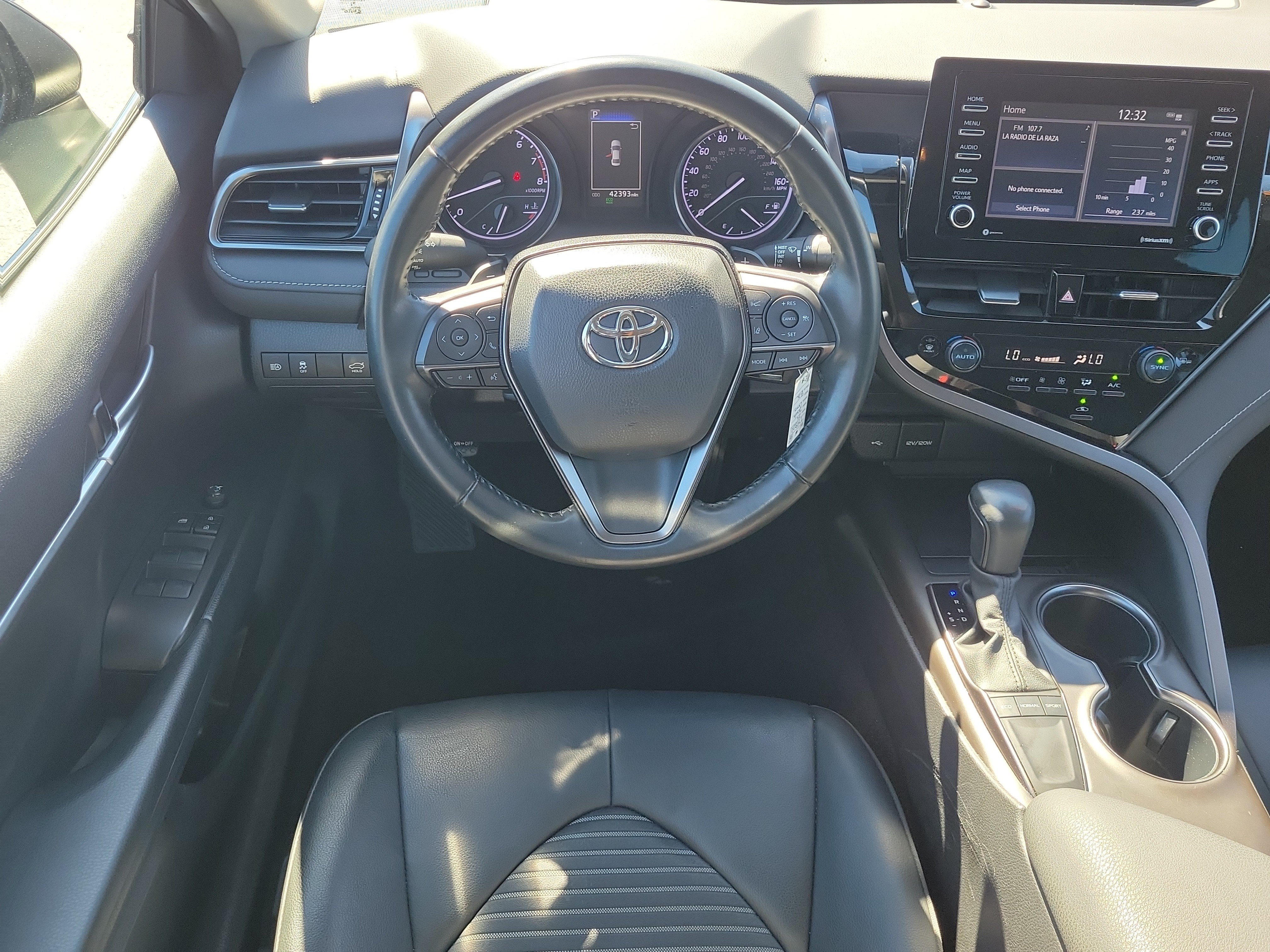 Used 2023 Toyota Camry SE FWD image 17