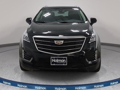 Used 2019 Cadillac XT5 Luxury w/ LPO, Black Ice Package FWD image 3