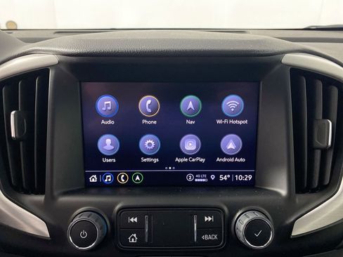 Used 2024 GMC Terrain SLT w/ Infotainment Package II AWD/4WD image 16