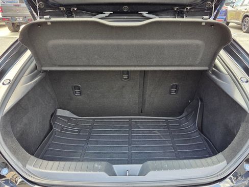 Used 2024 MAZDA MAZDA3 s FWD image 10