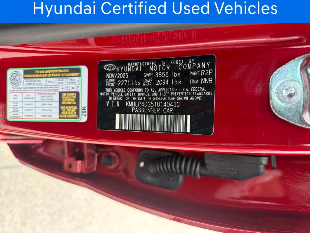 Certified 2026 Hyundai Elantra Limited FWD image 36