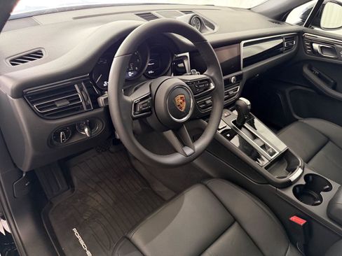 New 2026 Porsche Macan Turbo image 4