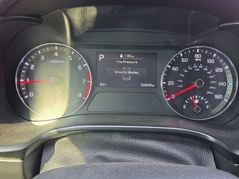 Used 2024 Kia Forte LXS w/ LXS Technology Package FWD image 23