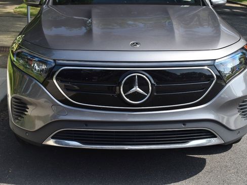 Used 2022 Mercedes-Benz EQB 350 4MATIC image 36