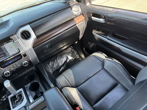 Used 2020 Toyota Tundra Limited w/ Limited Premium Package image 15