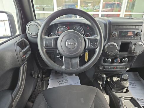 Used 2015 Jeep Wrangler Sport AWD/4WD image 18