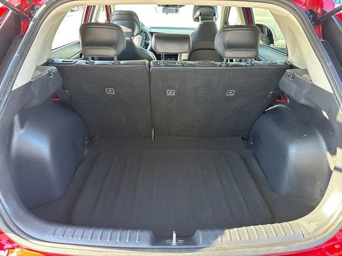 Used 2023 Kia Niro EX Touring image 13