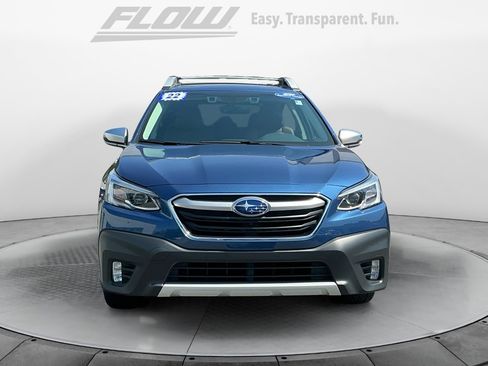 Used 2022 Subaru Outback Touring AWD/4WD image 3