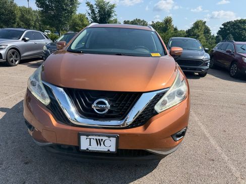 Used 2015 Nissan Murano SL w/ SL Technology Package AWD/4WD image 2