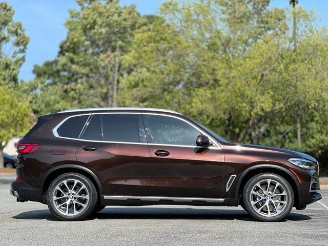 Used 2019 BMW X5 xDrive40i w/ Convenience Package AWD/4WD image 4