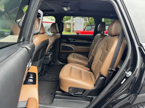 Used 2020 Kia Telluride SX w/ SX Prestige Package AWD/4WD image 12