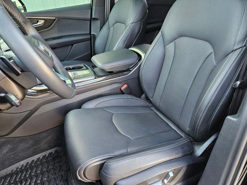 Used 2025 Audi Q7 3.0T Prestige image 22