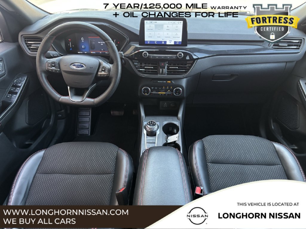 Used 2025 Ford Escape ST-Line Select AWD/4WD image 3