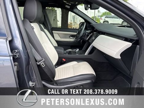 Used 2025 Land Rover Discovery Sport Dynamic SE AWD/4WD image 13