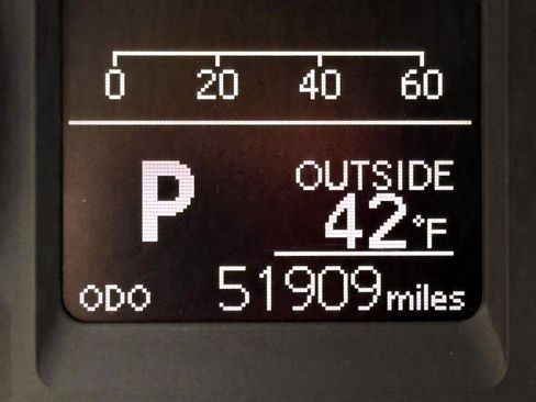 Used 2019 Toyota Corolla LE image 31