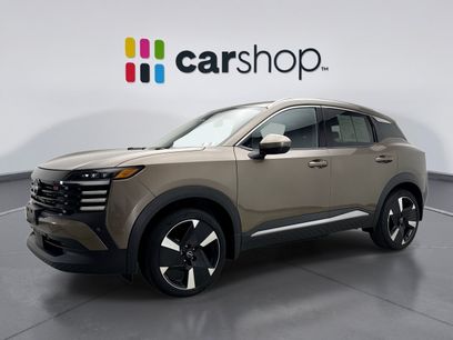 Used 2025 Nissan Kicks SR w/ SR Premium Package