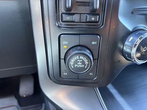 Used 2024 Ford F150 Lariat w/ Bed Utility Package image 25