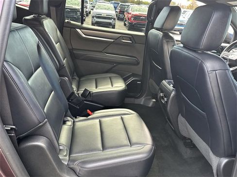 Used 2024 GMC Acadia Elevation image 26