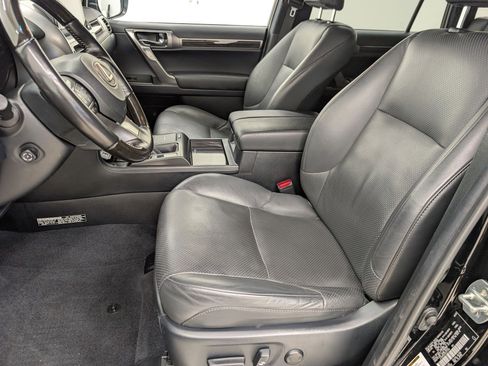 Used 2022 Lexus GX 460 Luxury w/ Accessory Package image 5