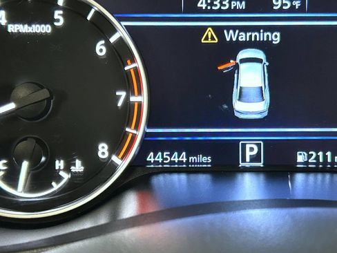 Used 2024 Nissan Altima 2.5 SV AWD/4WD image 15