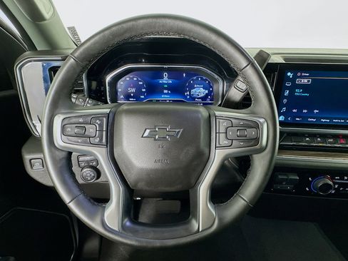 Used 2023 Chevrolet Silverado 1500 RST image 11