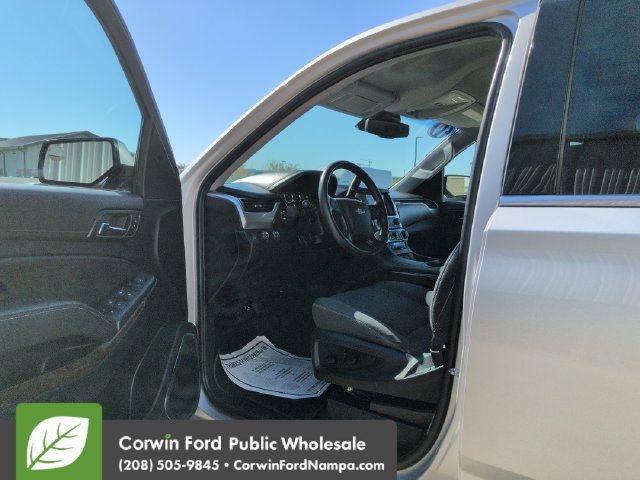 Used 2019 Chevrolet Suburban 4WD w/ Enhanced Driver Alert Package image 9