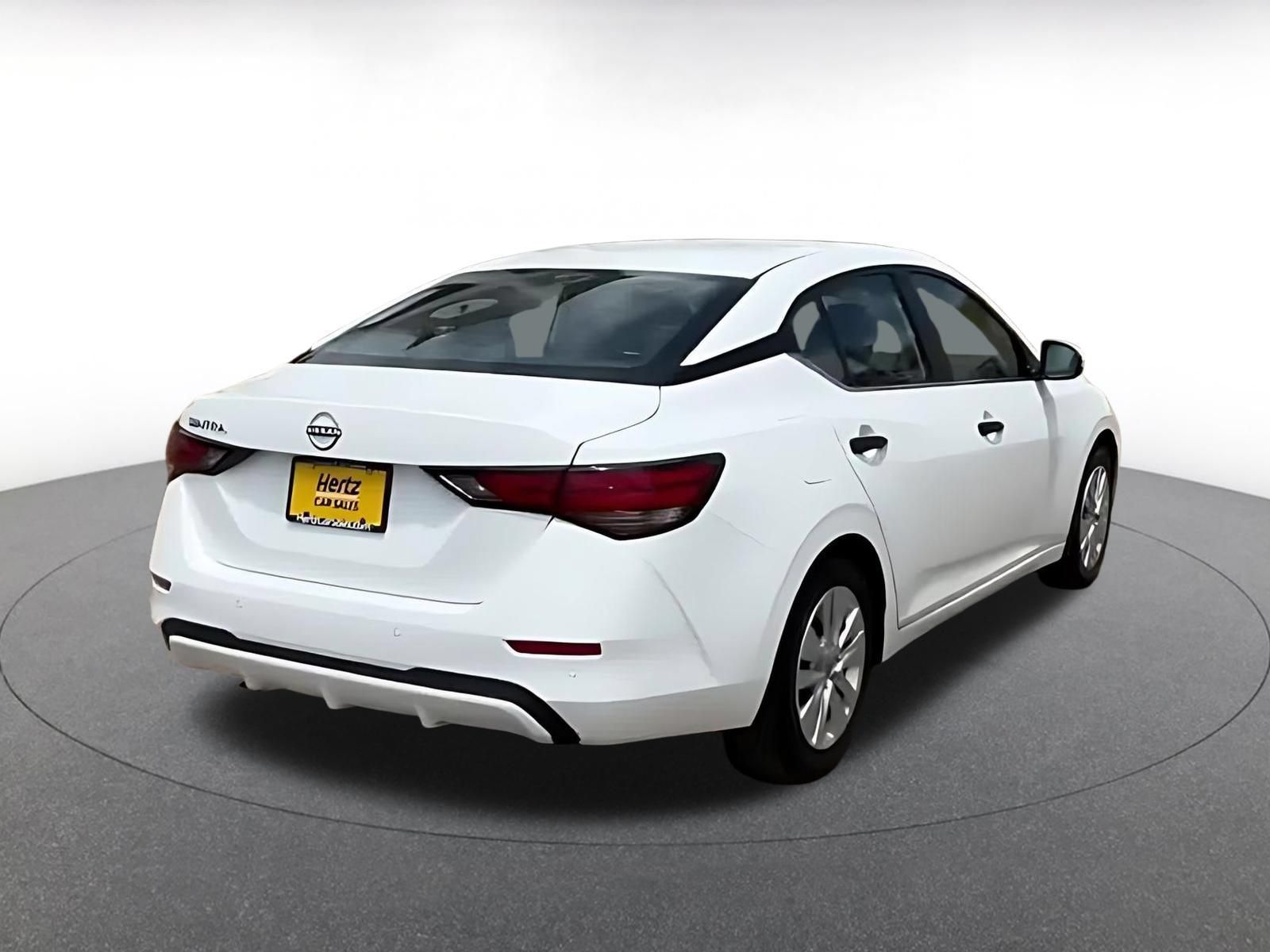 Used 2025 Nissan Sentra S FWD image 13