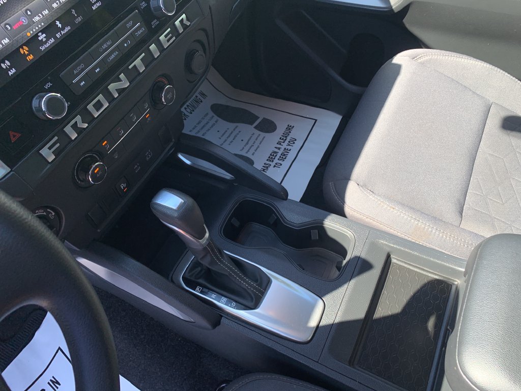 Certified 2025 Nissan Frontier SV AWD/4WD image 16