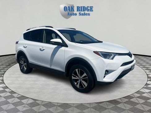 Used 2018 Toyota RAV4 XLE w/ Plus Extra Value Package AWD/4WD image 3