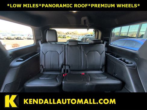 Used 2018 Ford Expedition Limited w/ Equipment Group 301A image 16