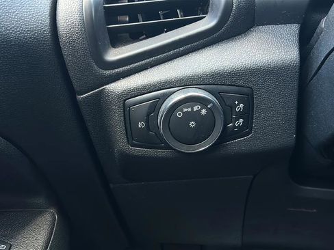 Used 2021 Ford EcoSport Titanium FWD image 28