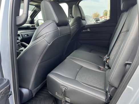 Used 2025 Toyota Tacoma Limited image 12