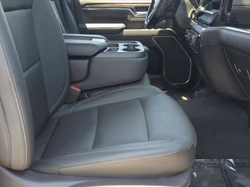 Used 2025 Chevrolet Silverado 2500 LTZ AWD/4WD image 27