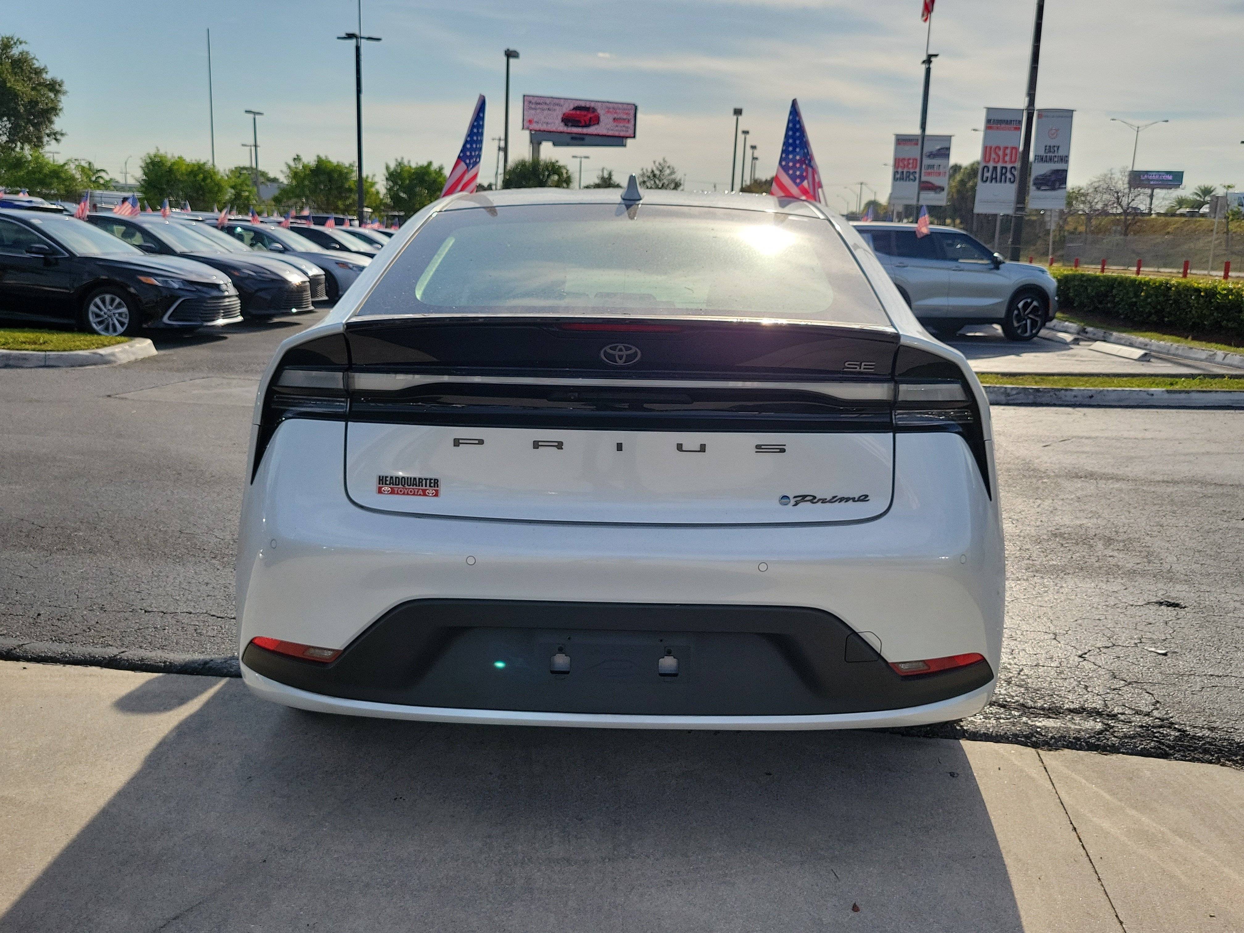 Used 2024 Toyota Prius Prime FWD image 10
