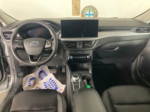 Used 2024 Ford Escape Platinum image 7