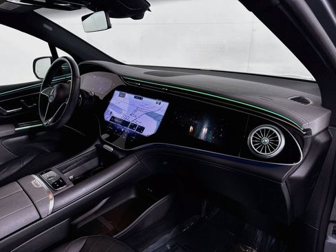 Used 2023 Mercedes-Benz EQS 580 4MATIC SUV image 38
