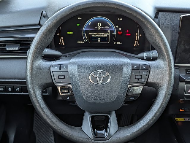 Used 2025 Toyota Camry LE FWD image 13