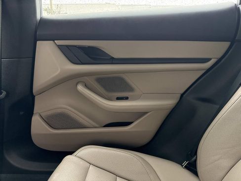Used 2023 Porsche Taycan RWD image 18