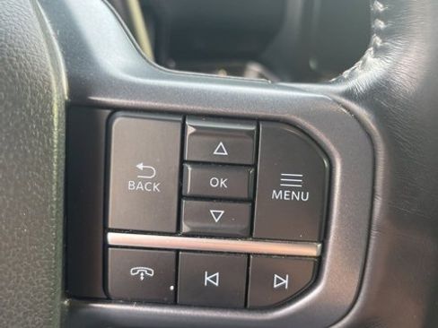 Used 2023 Ford F250 Lariat w/ Chrome Package image 16